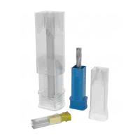 Il tappo centrale e il cappuccio smussato mantengono l'utensile in posizione su entrambe le estremità con un meccanismo di bloccaggio di sicurezza