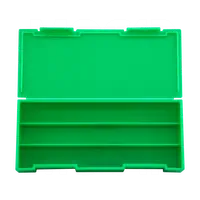 Contenitori in plastica per 3 maschi Contenitori per maschi